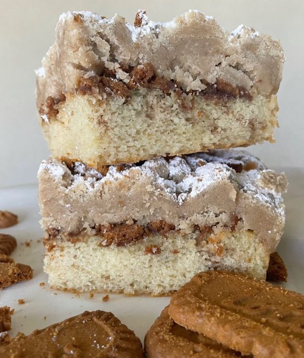 January Cookie Butter Crumb Cake